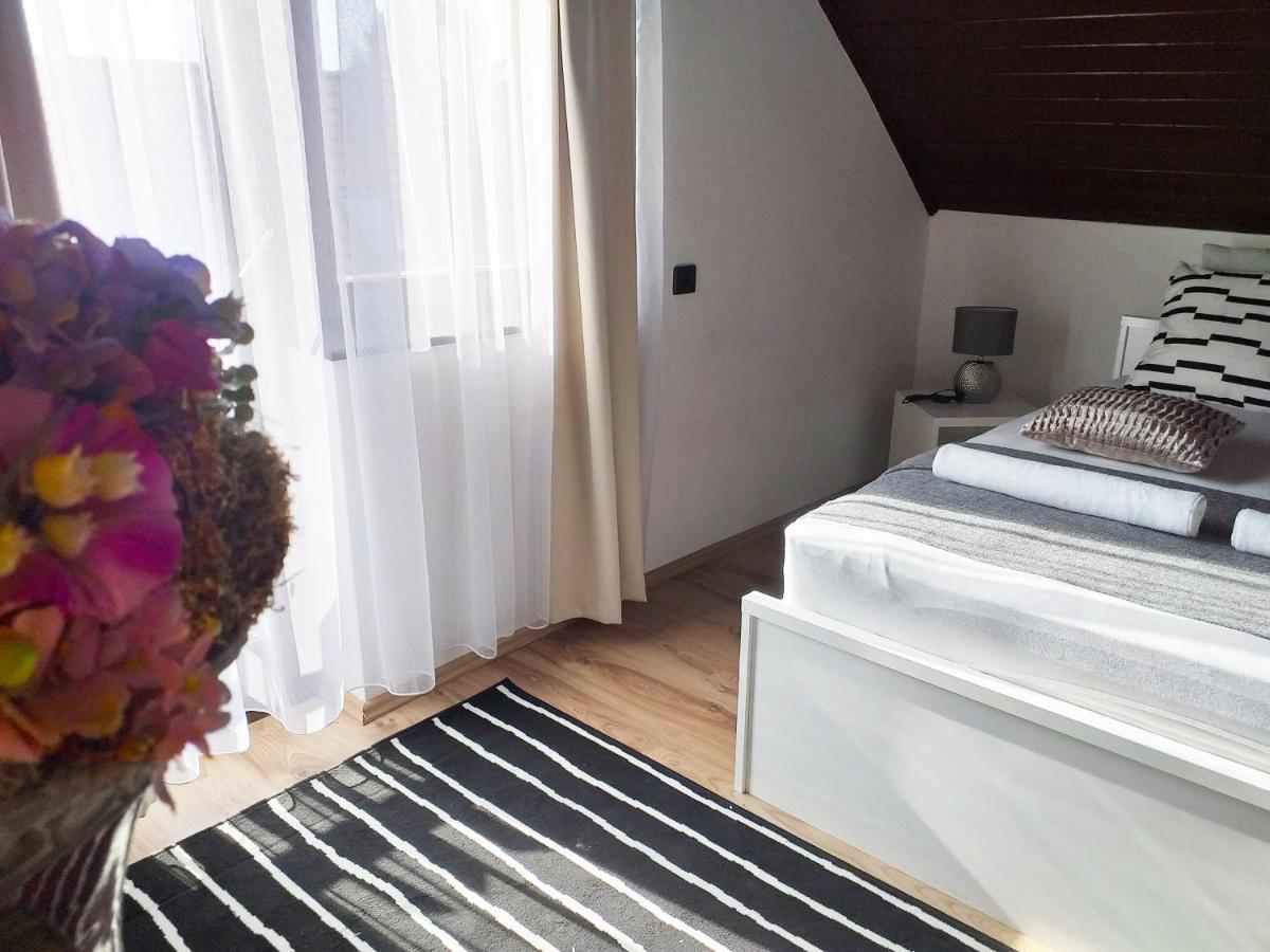 Art Inn Apartmanhaz Balaton-Денешдиаш Экстерьер фото